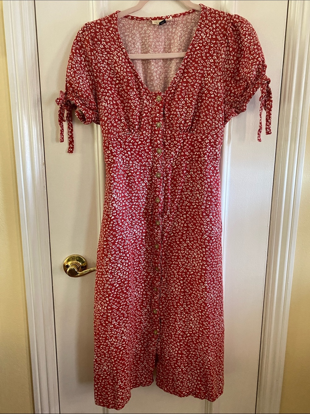 Red Floral Sun Dress. Size Small